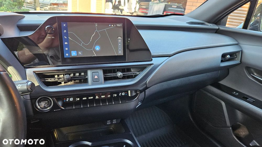 Lexus UX 250h GPF F Sport Design 2WD - 38