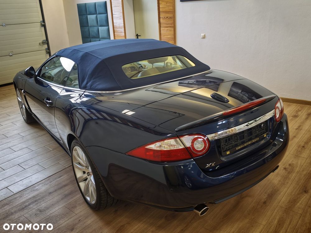 Jaguar XK 4.2 V8 - 7