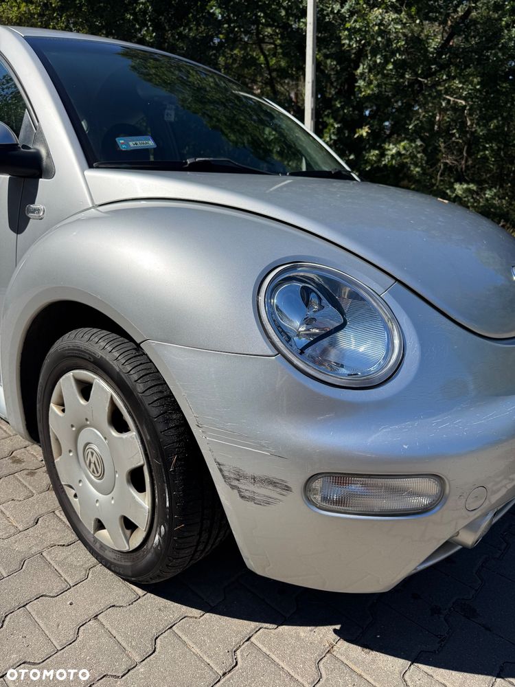 Volkswagen New Beetle - 7