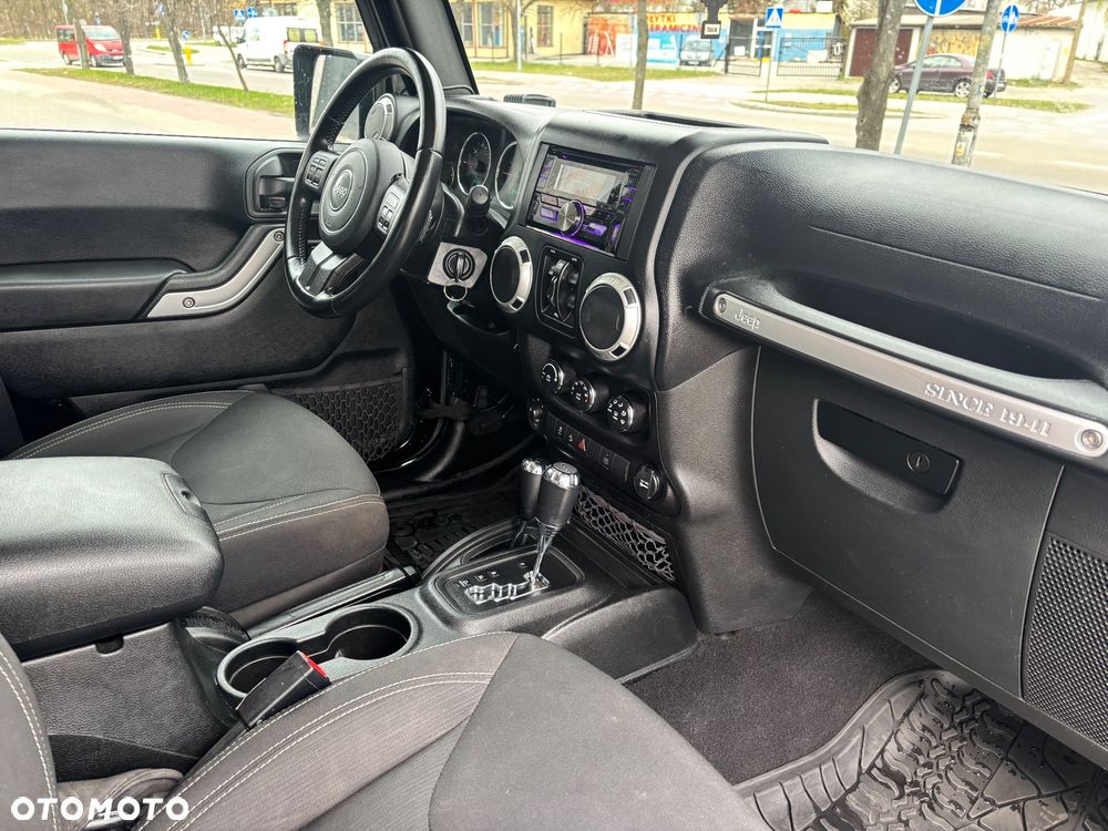 Jeep Wrangler Unlimited 3.6 Automatik Rubicon X - 23