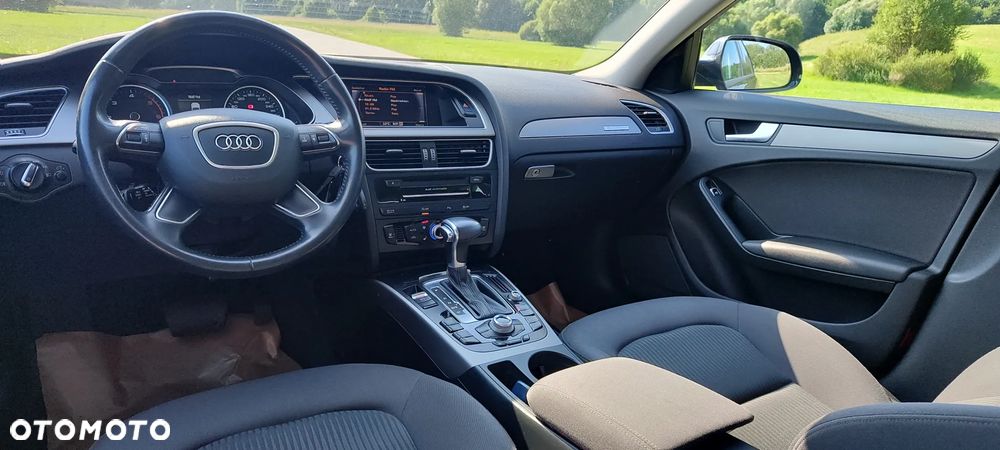 Audi A4 Avant 2.0 TDI DPF quattro S tronic Attraction - 16