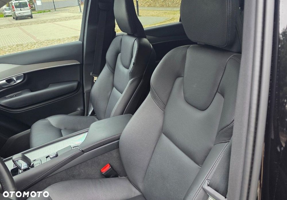 Volvo XC 90 - 13