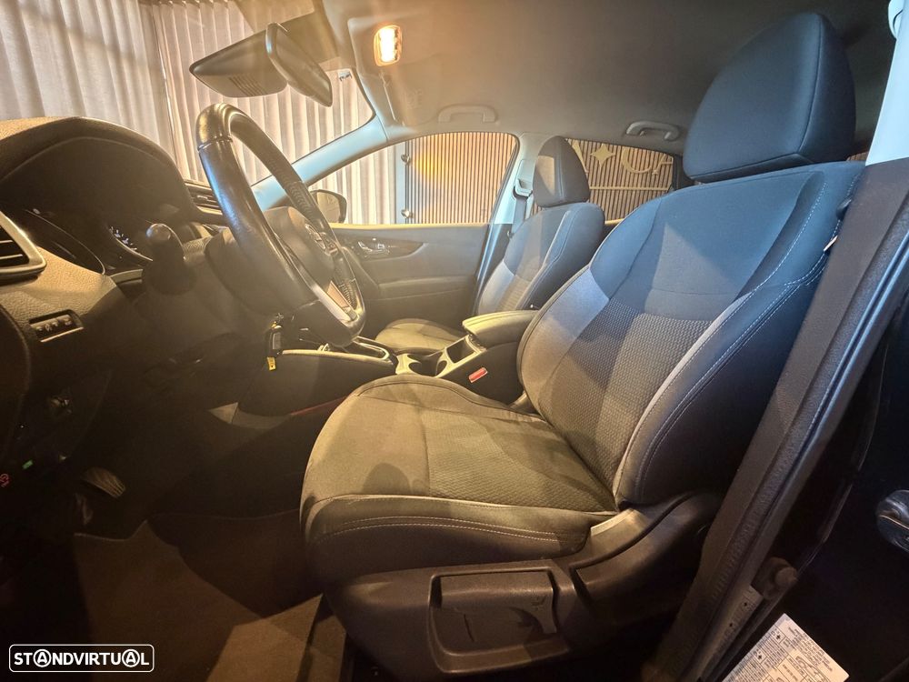 Nissan Qashqai 1.5 dCi DCT N-CONNECTA - 17