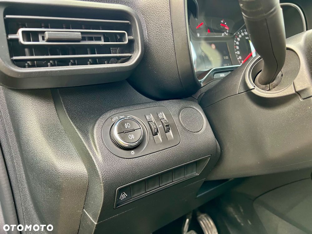 Opel Combo Life 1.2 Turbo Edition S&S - 27