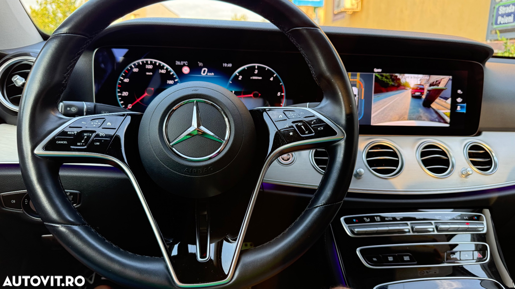 Mercedes-Benz E 200 d Aut. - 24