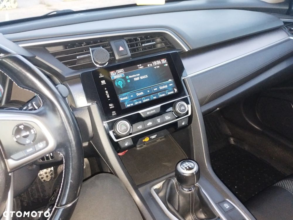 Honda Civic 1.5 T Elegance - 19