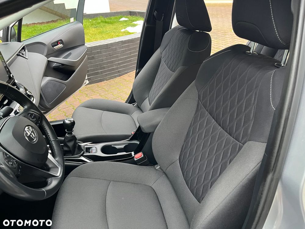 Toyota Corolla 1.5 Comfort - 16