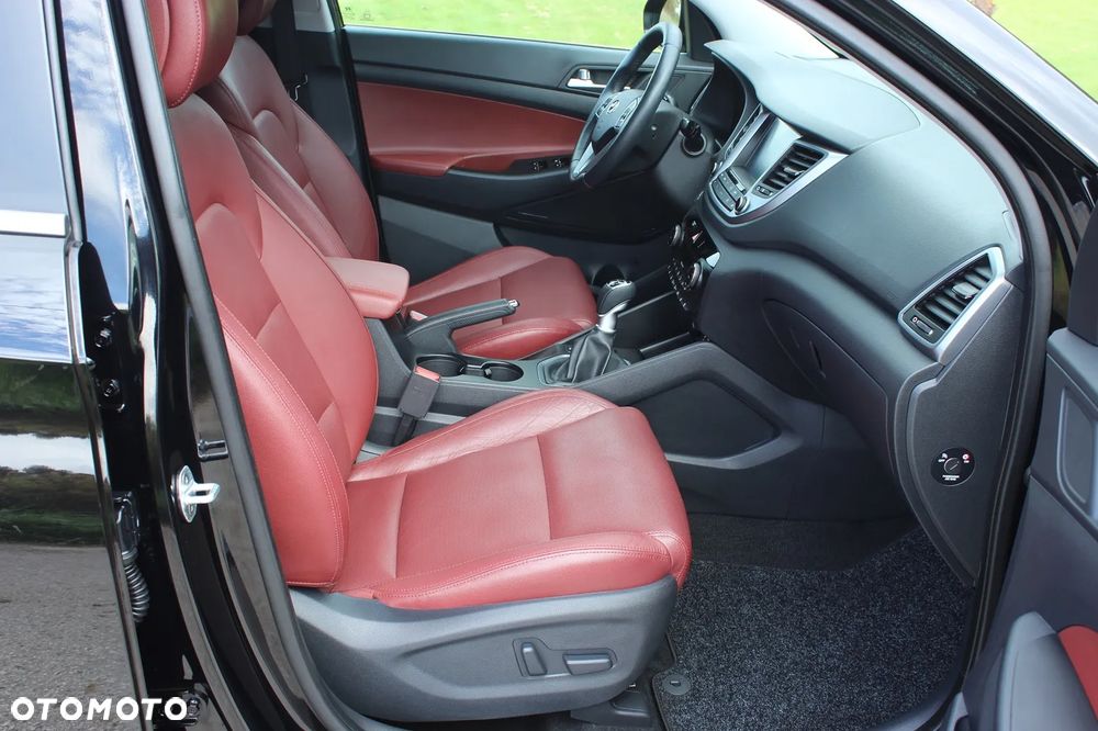 Hyundai Tucson 1.6 Turbo 4WD Premium - 26