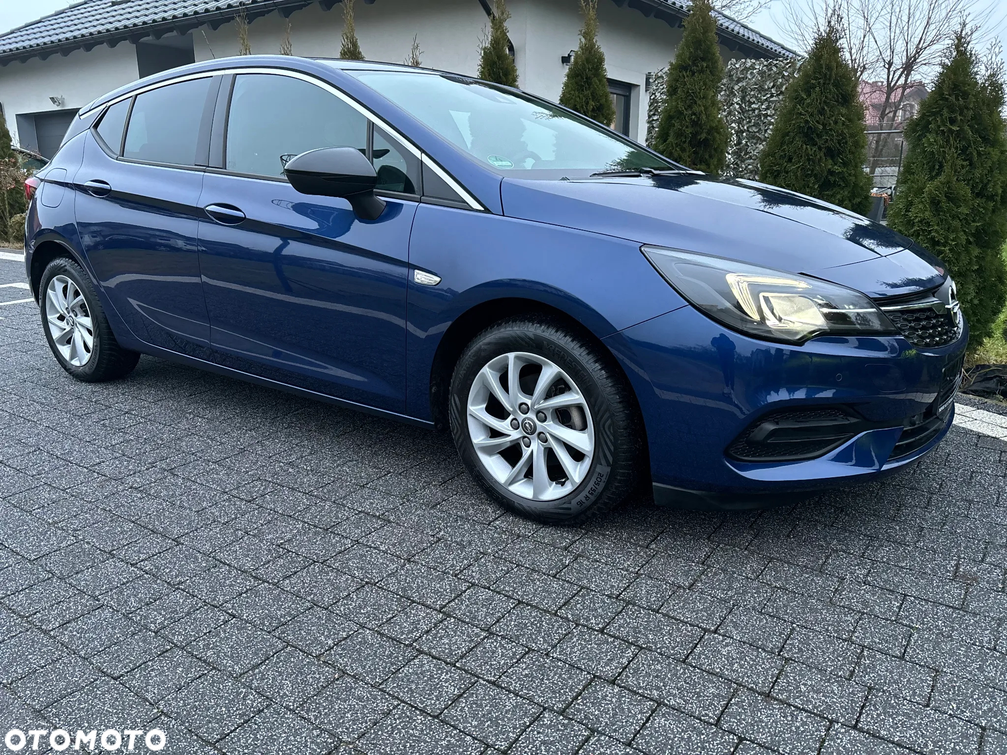 Opel Astra 1.2 Turbo Elegance - 25