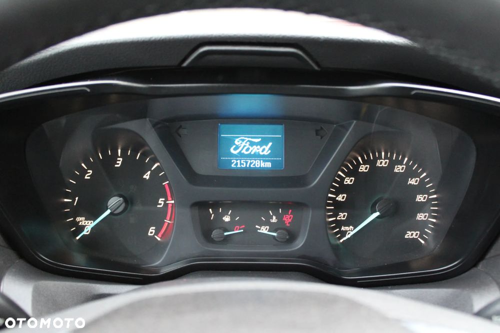 Ford Transit - 18