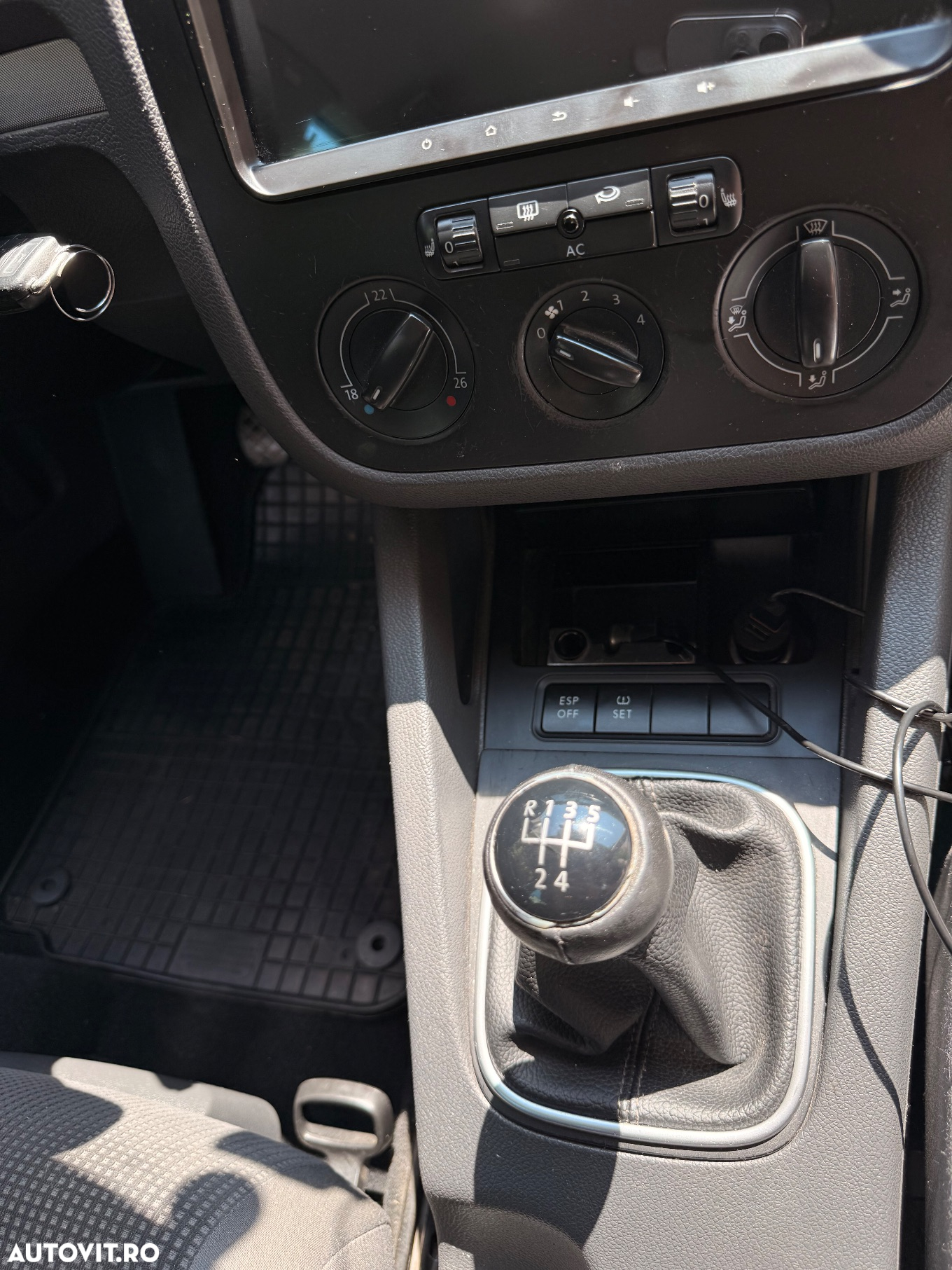 Volkswagen Golf 1.6 Comfortline - 7