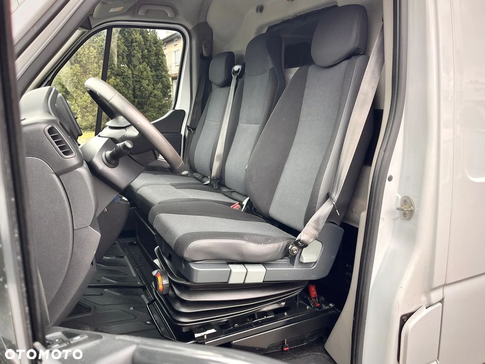 Renault MASTER 2.3 180KM / SALON POLSKA / BOGATA WERSJA / PIERWSZY WŁAŚCICIEL - 12