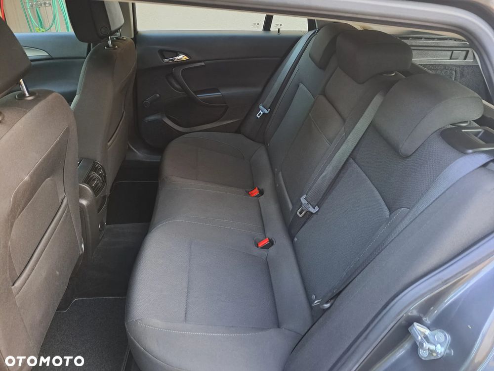 Opel Insignia - 11