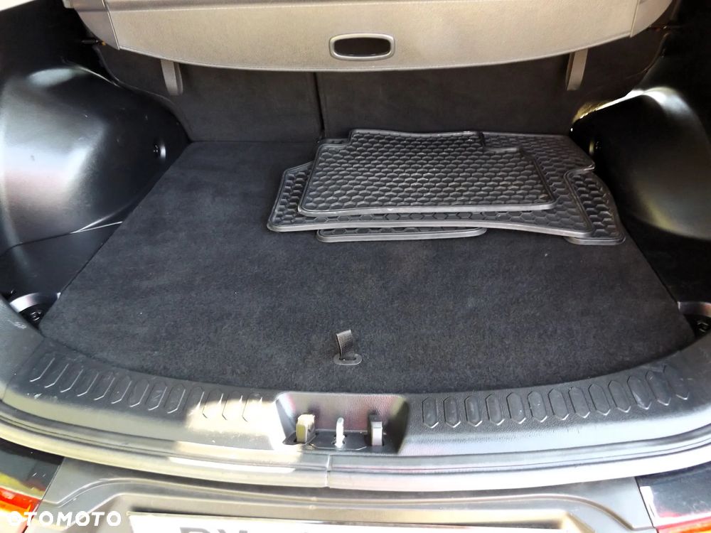 Kia Sportage 1.7 CRDI 2WD ISG Dream-Team Edition - 12