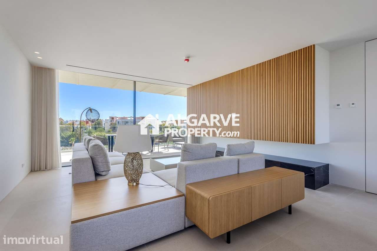 VILAMOURA - T2 em Empreendimento de Turístico de LUXO com vista LAGO e - Grande imagem: 3/26