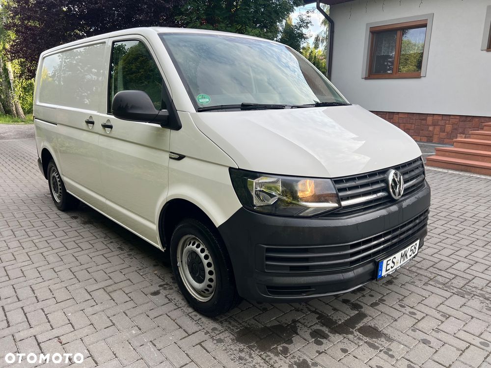 Volkswagen Transporter - 2