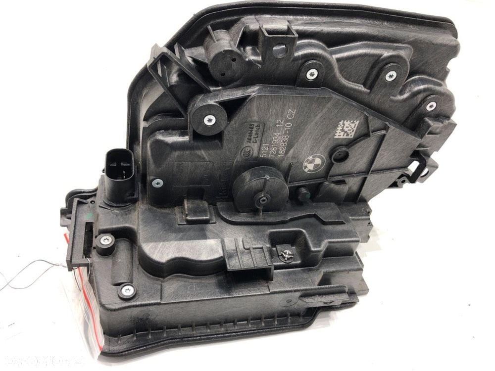 ZAMEK DRZWI PRAWY PRZÓD  MINI MINI CLUBMAN (F54) 2014 - 2022 Cooper S ALL4 141 kW [192 KM] benzyna - 3