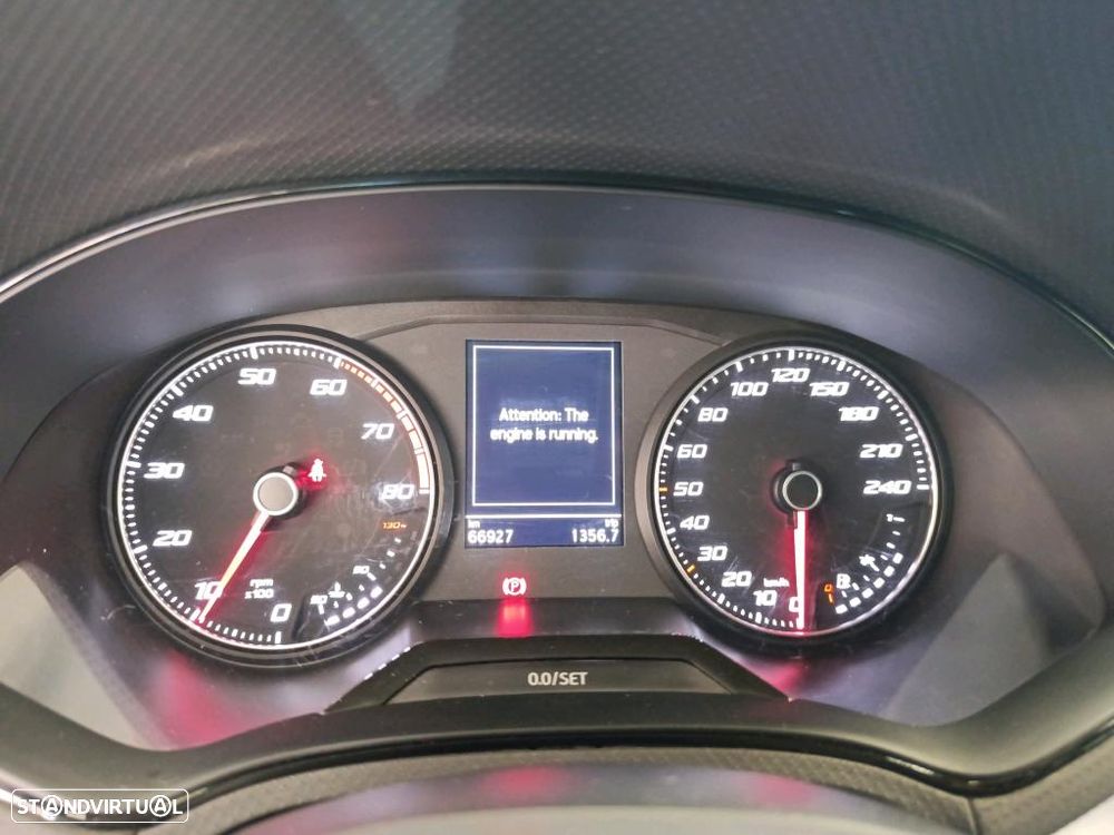 SEAT Arona 1.0 TSI FR - 6