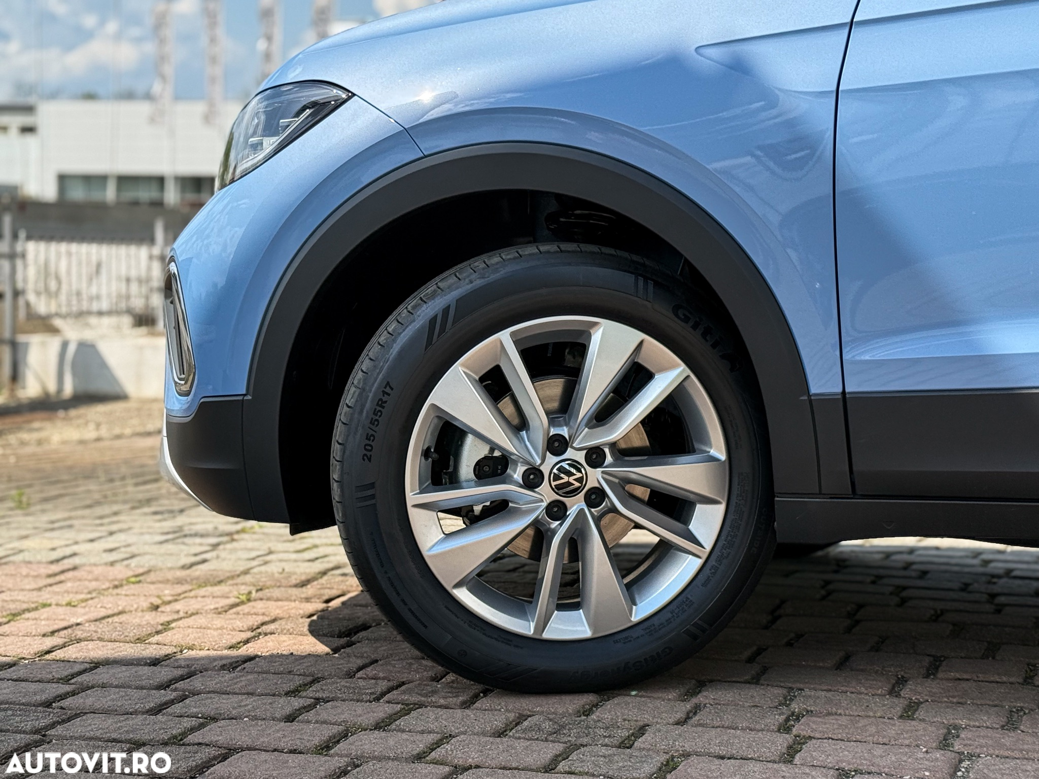 Volkswagen T-Cross 1.0 TSI DSG Life - 17