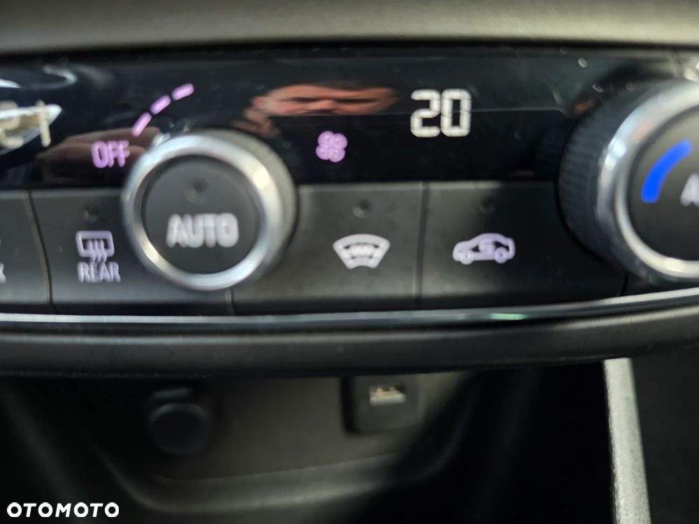 Opel Crossland X - 20