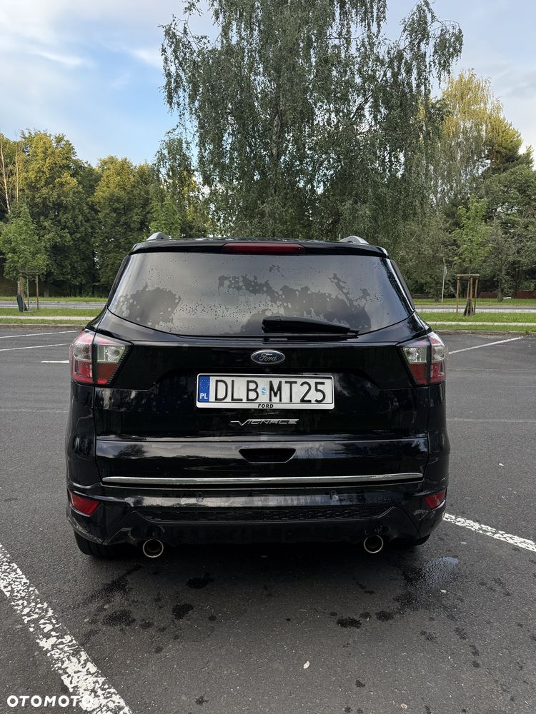 Ford Kuga - 2