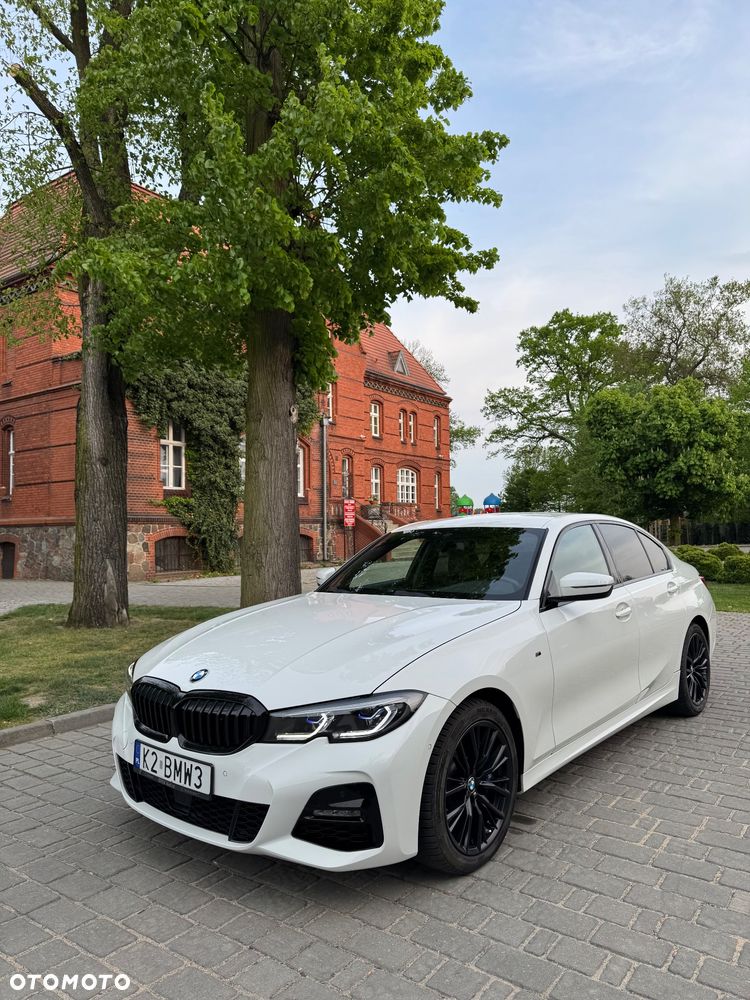 BMW Seria 3 330i xDrive M Sport sport - 1