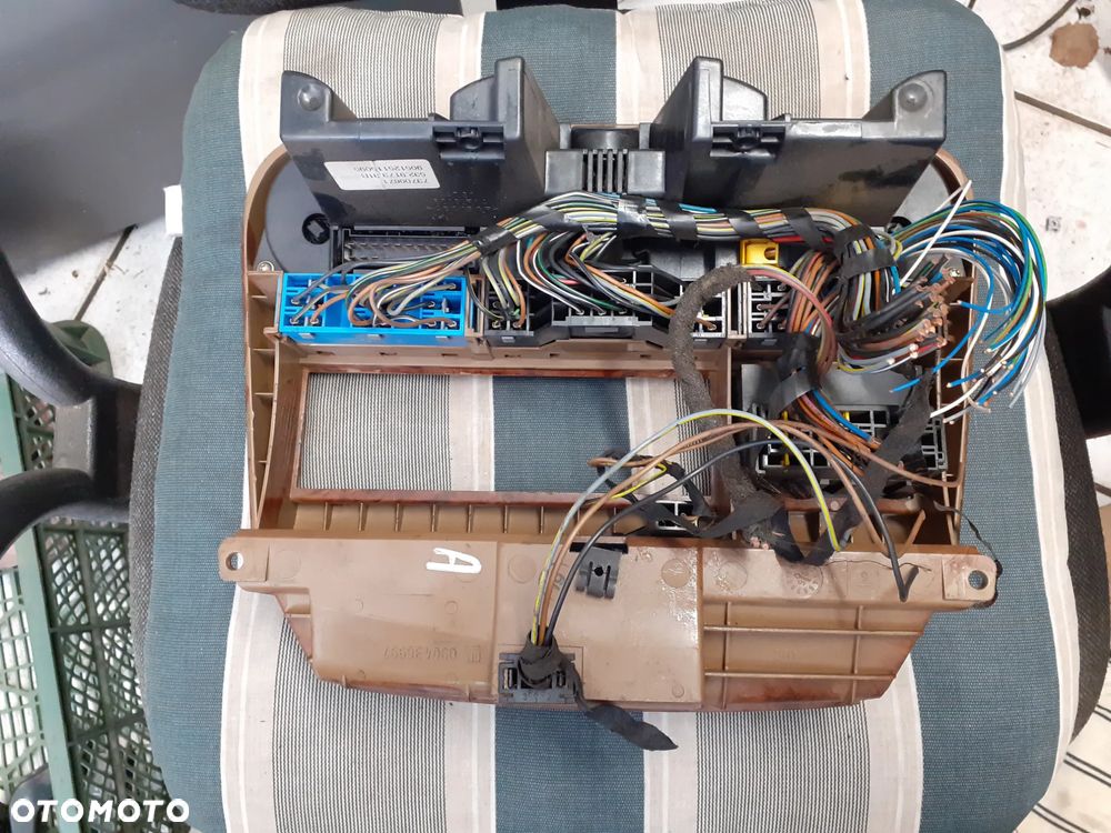 PANEL STEROWANIA KONSOLA ŚRODKOWA OPEL OMEGA B - 2