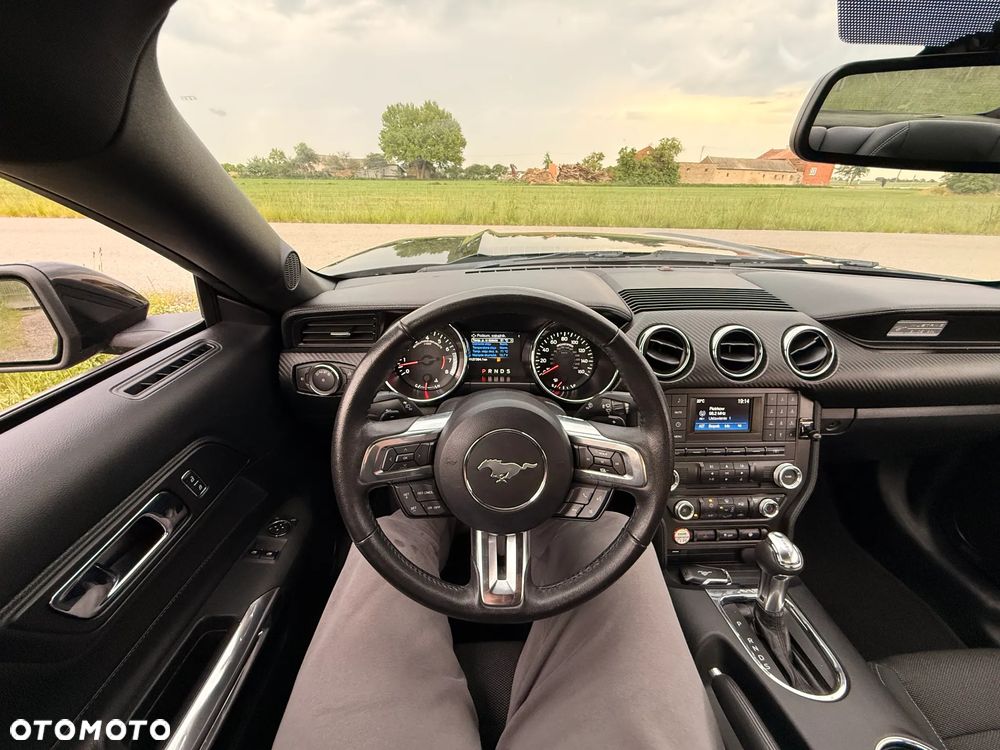 Ford Mustang 3.7 V6 Premium - 34
