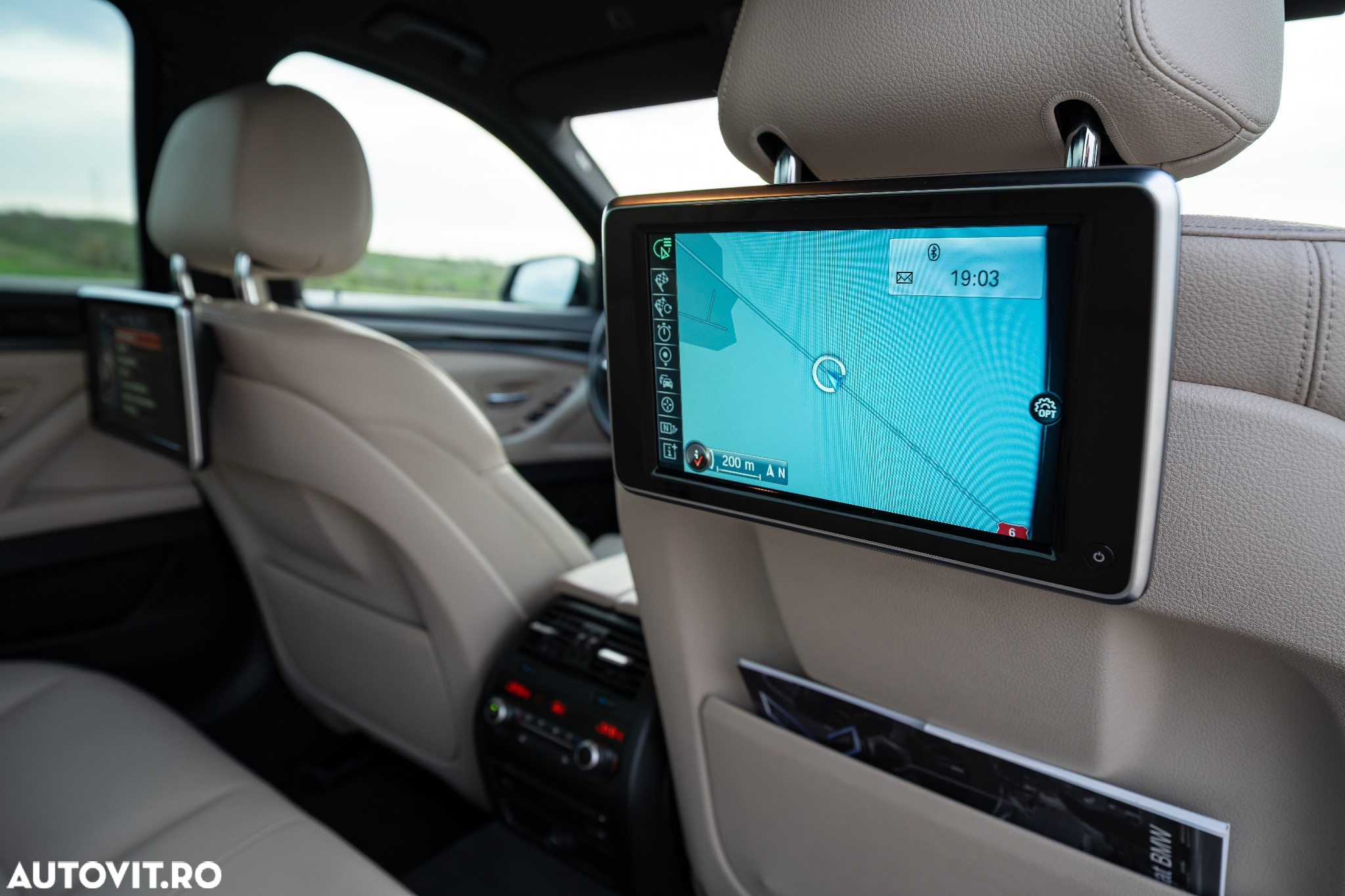 BMW Seria 5 535i xDrive - 33