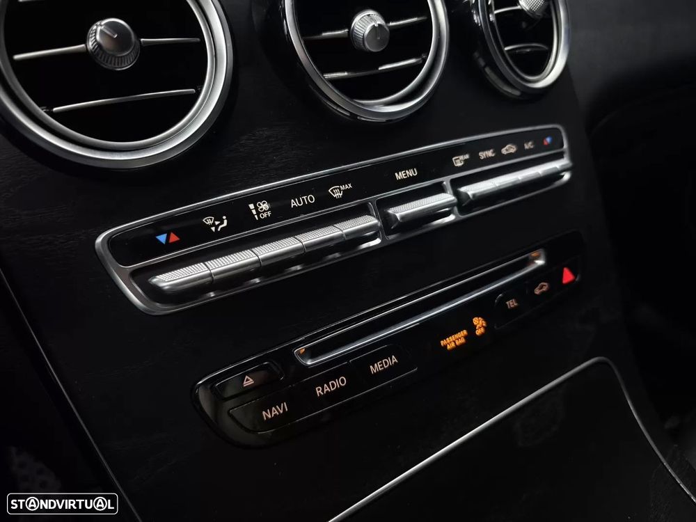 Mercedes-Benz GLC 250 d 4Matic 9G-TRONIC AMG Line - 41