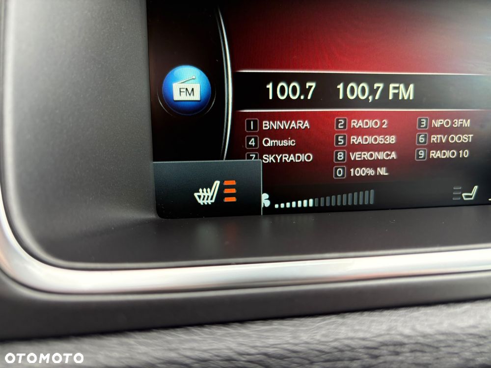 Volvo V40 D2 Kinetic - 11