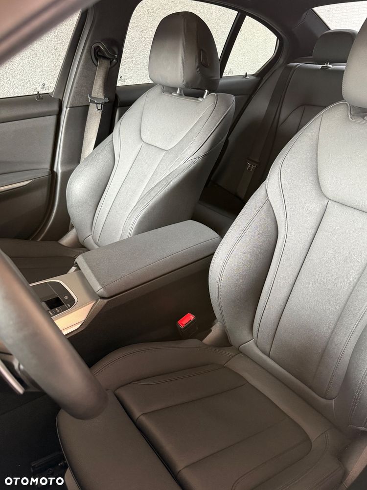 BMW Seria 3 - 21