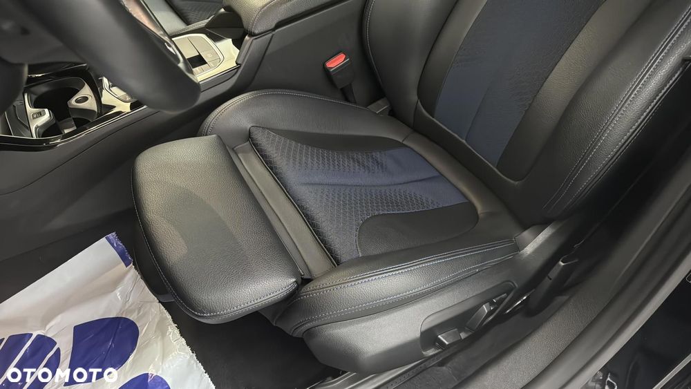 BMW Seria 2 218i M Sport - 13
