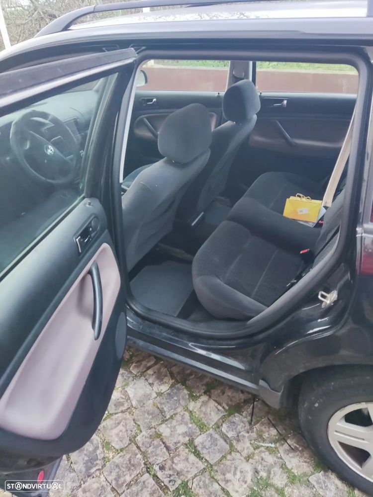 VW Passat Variant 1.9 TDi Confortline - 5