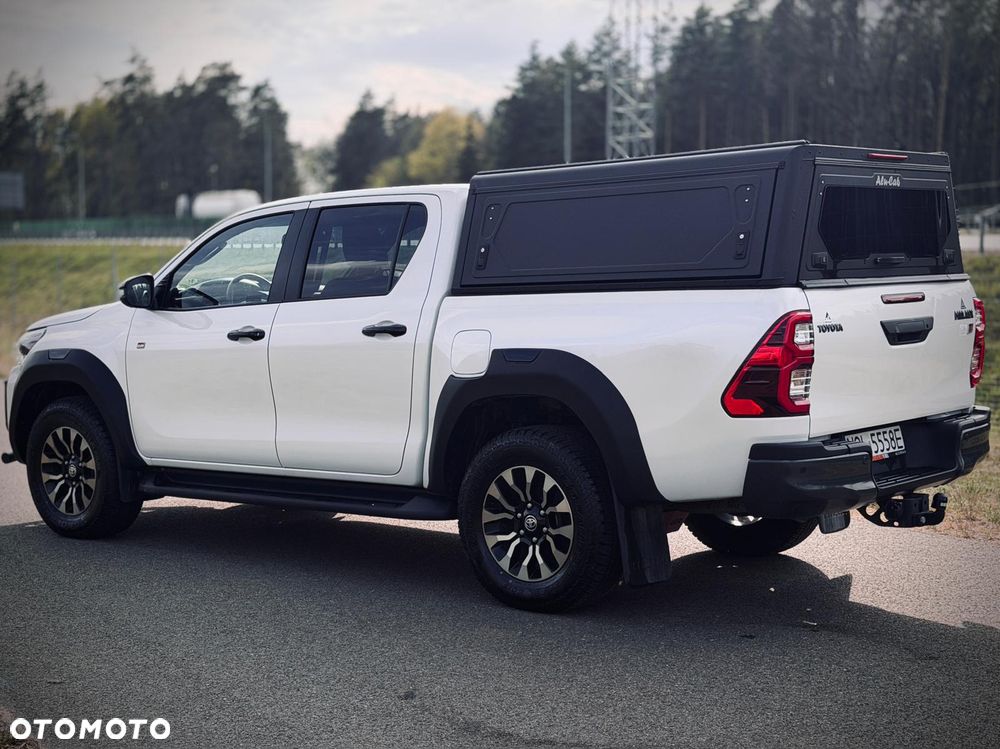 Toyota Hilux 2.8 D-4D Double Cab GR Sport 4x4 - 2
