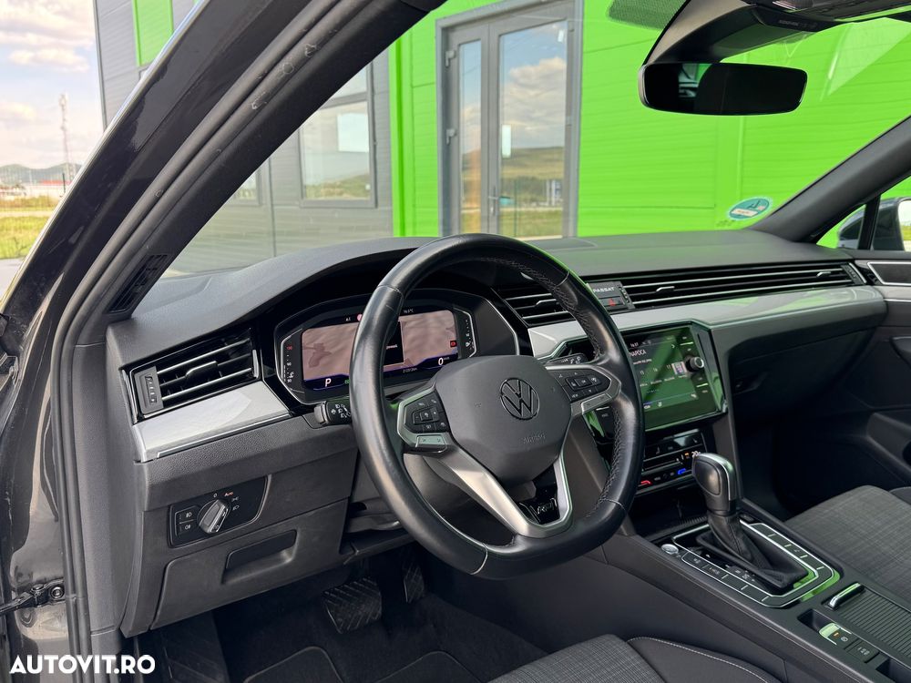 Volkswagen Passat 2.0 TDI SCR DSG Highline - 17