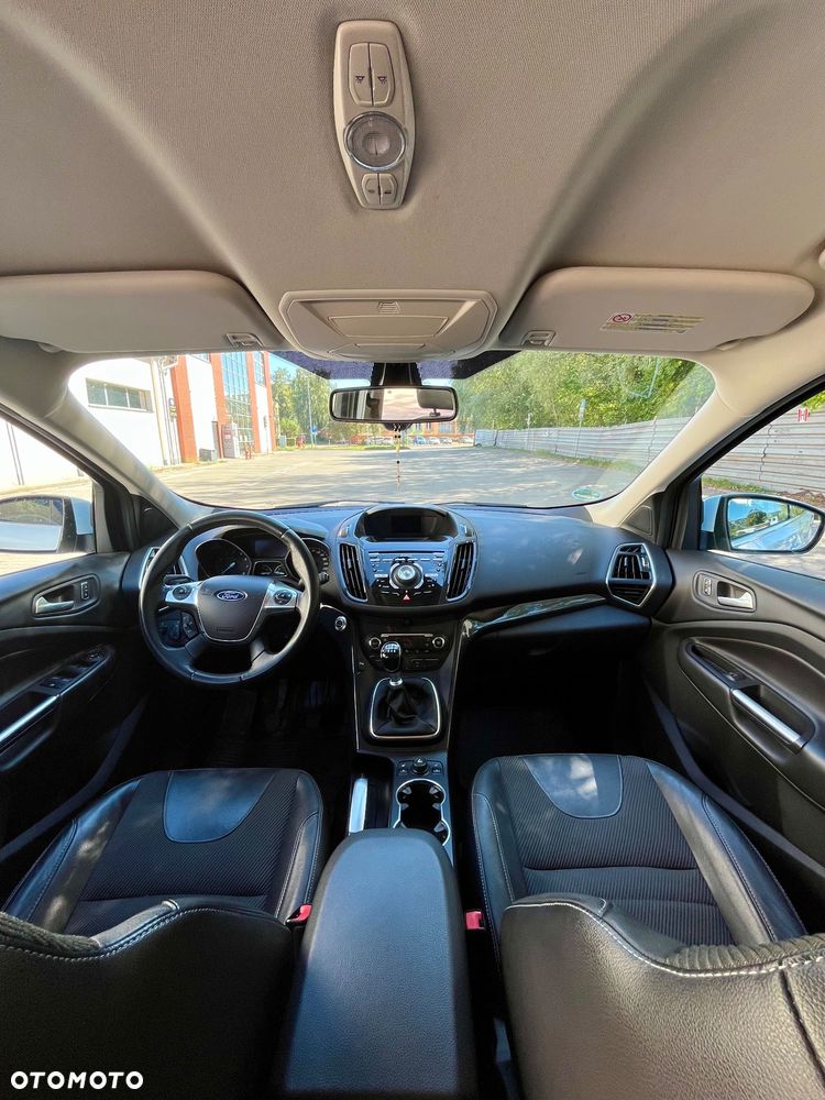 Ford Kuga 1.6 EcoBoost 2x4 Titanium - 18