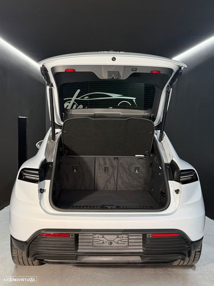 Porsche Macan 2025 photo 4