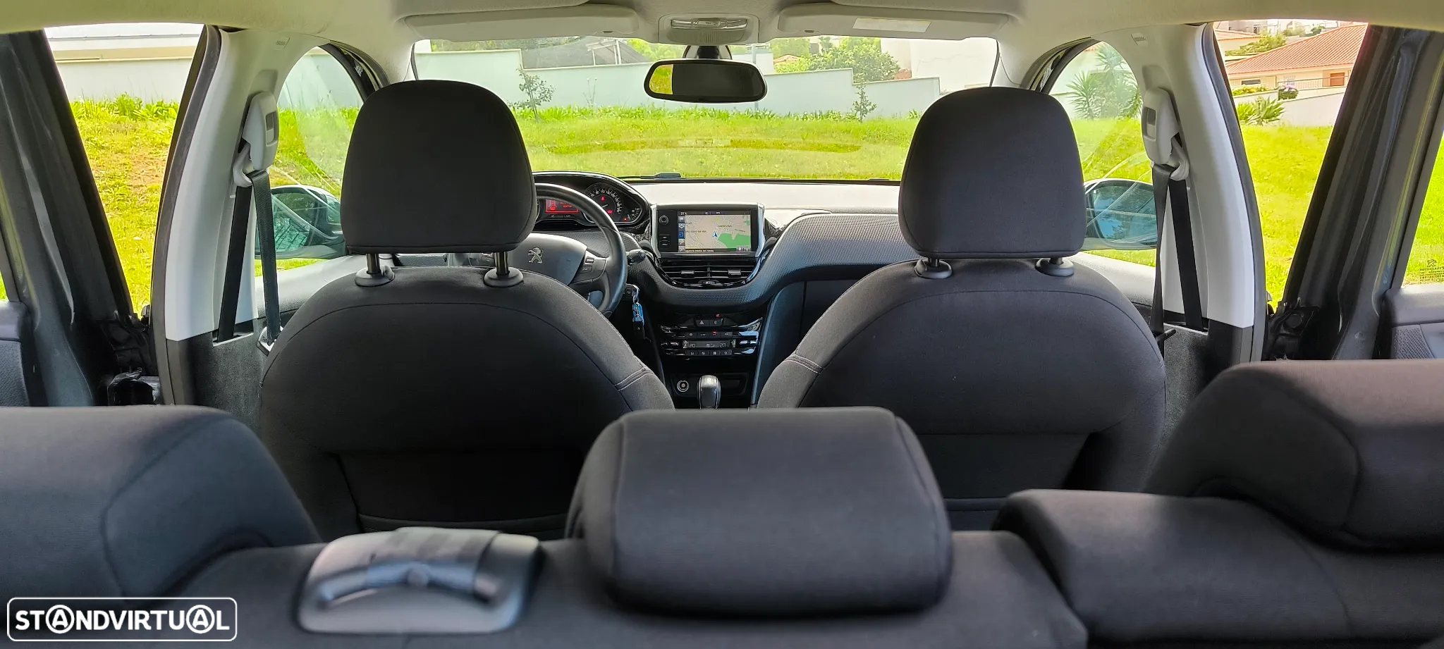 Peugeot 208 1.2 PureTech Style - 52