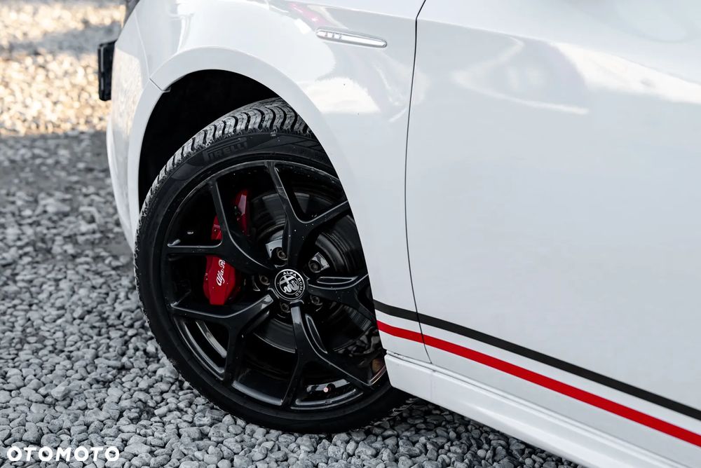 Alfa Romeo Giulietta 1.4 TB 16V Business - 14