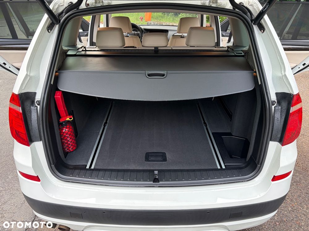 BMW X3 28i xDrive - 12