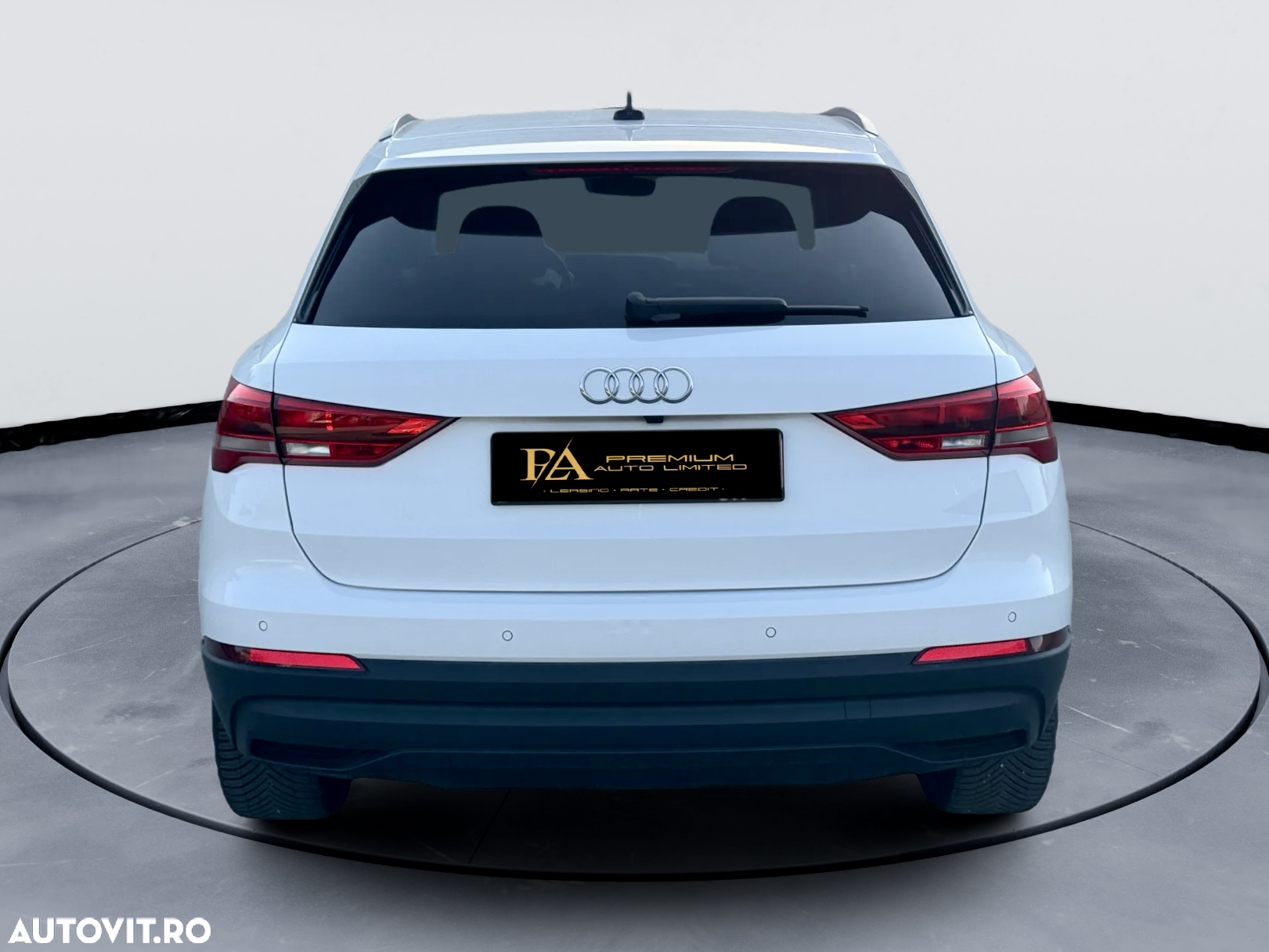 Audi Q3 45 TFSIe S tronic - 4