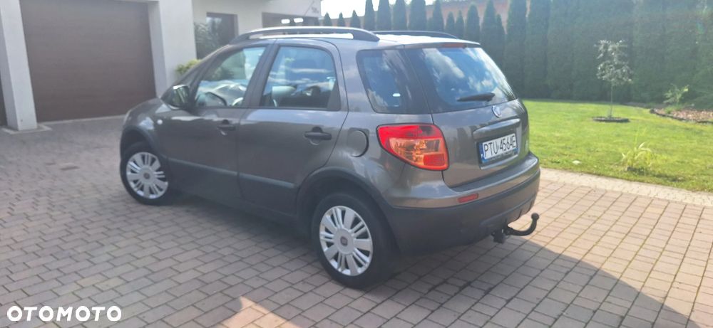 Fiat Sedici 1.6 16V 4x4 Dynamic - 4