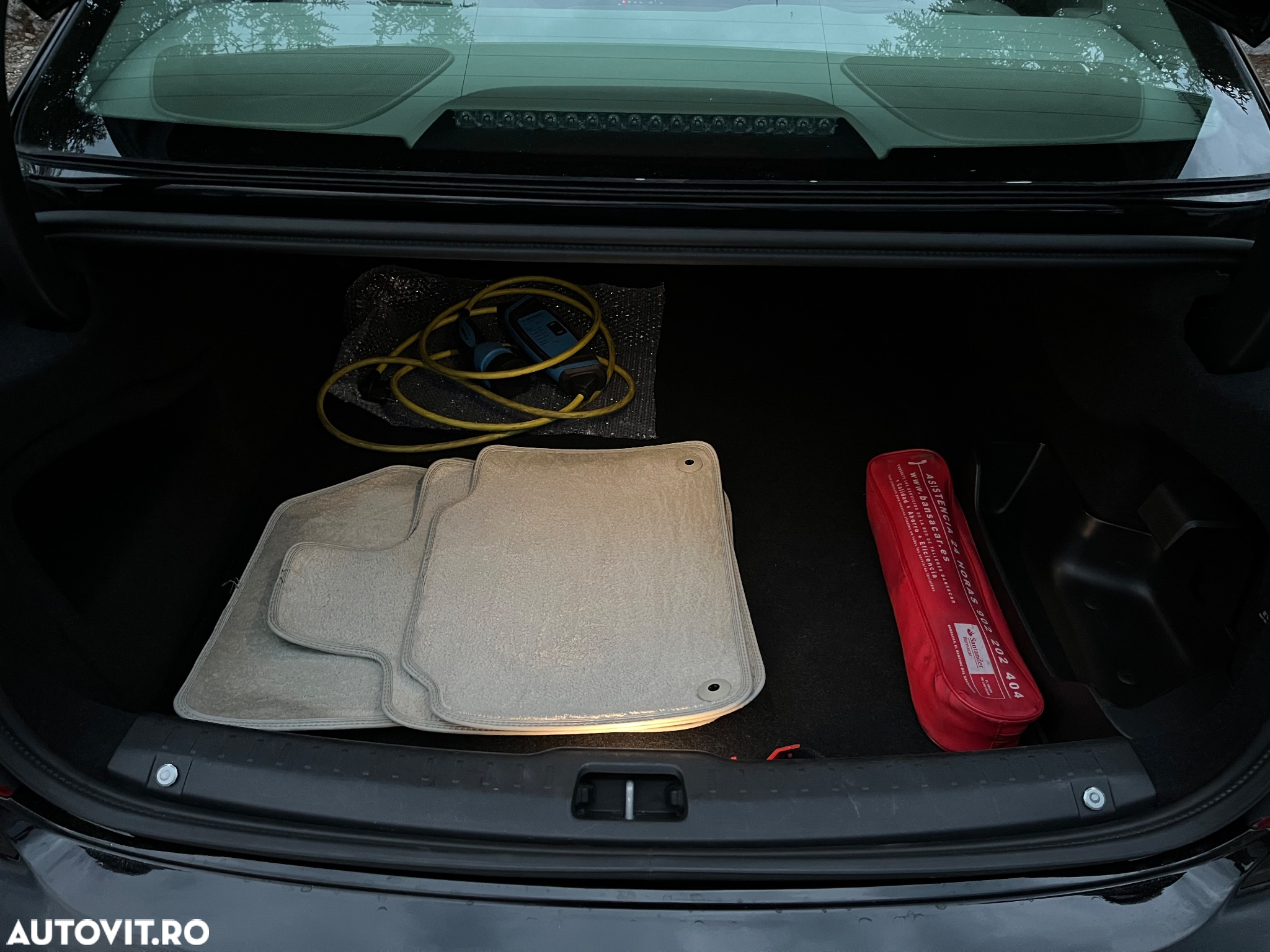 Volvo S90 T8 Twin Engine AWD Geartronic Inscription - 14