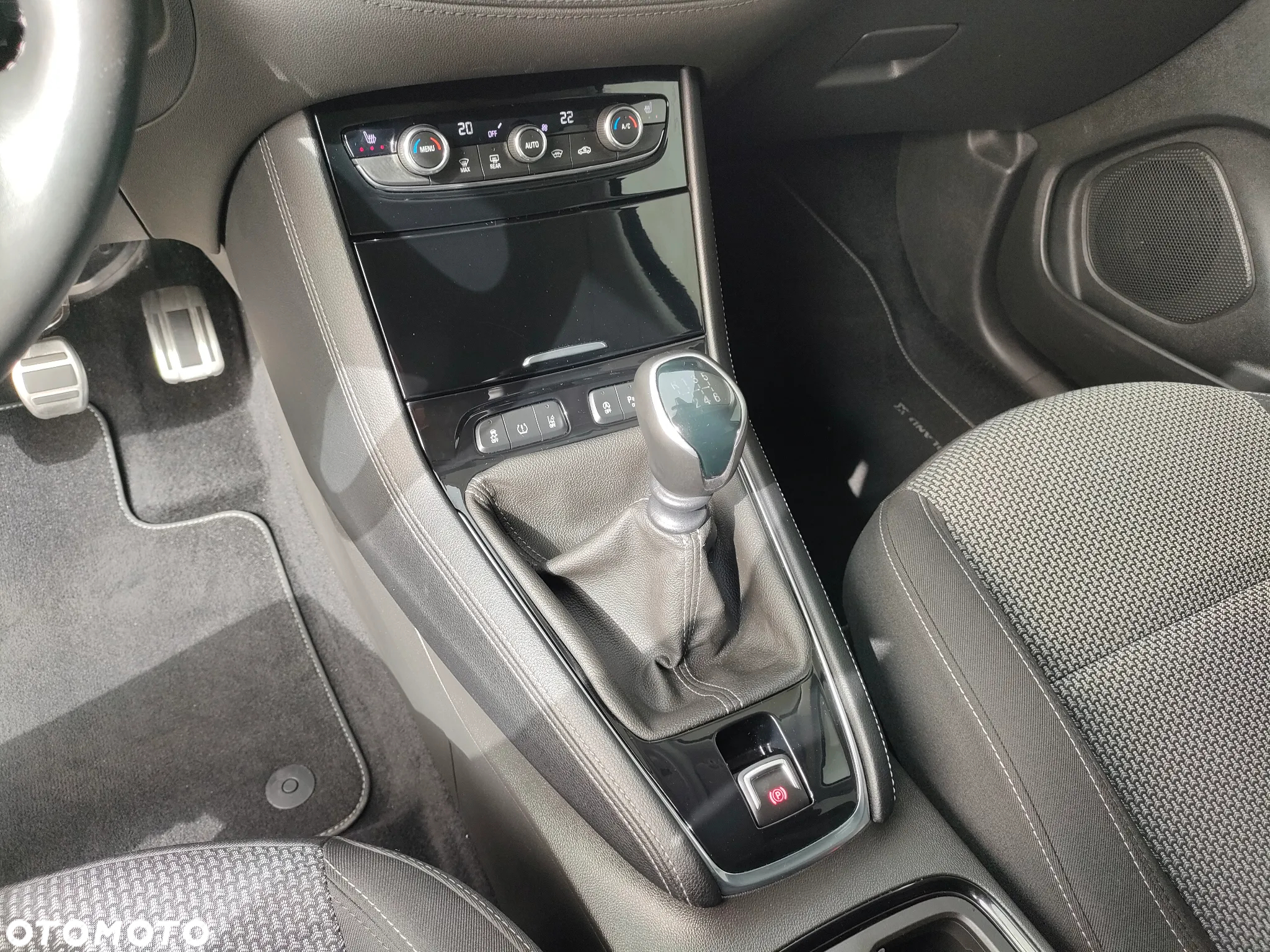 Opel Grandland X 1.2 Start/Stop Business INNOVATION - 19