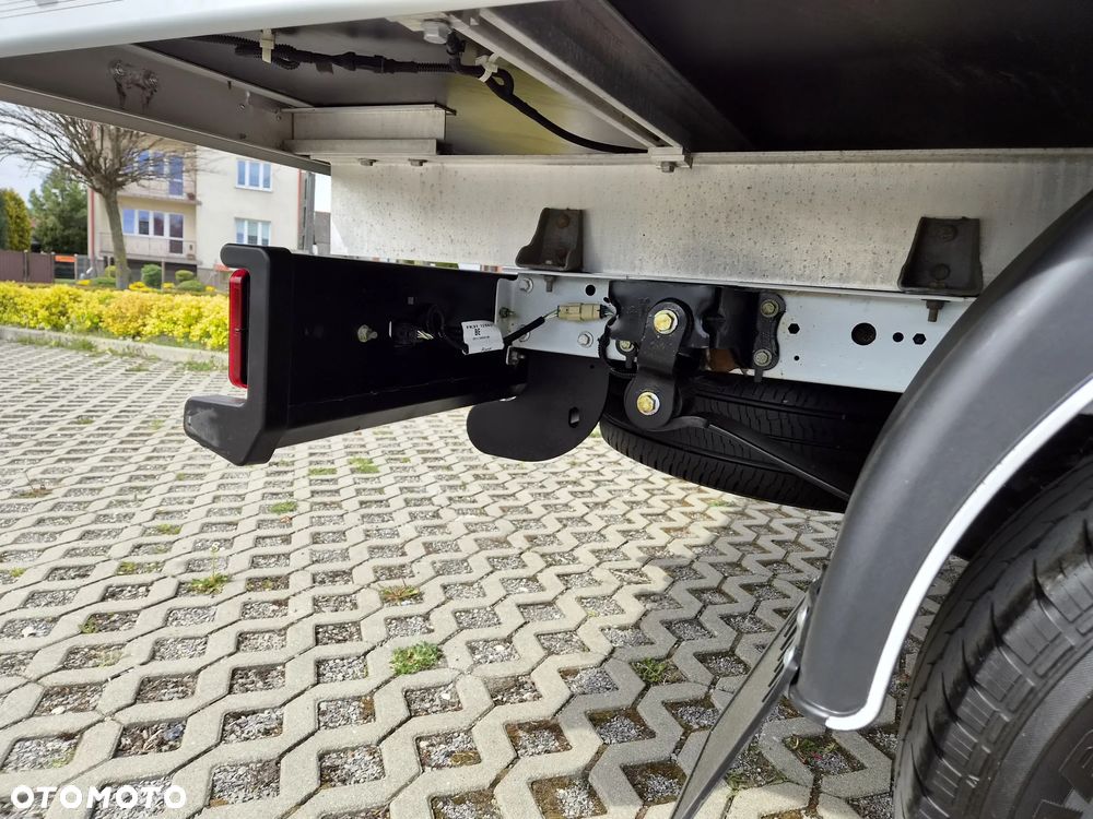 Ford Transit - 25