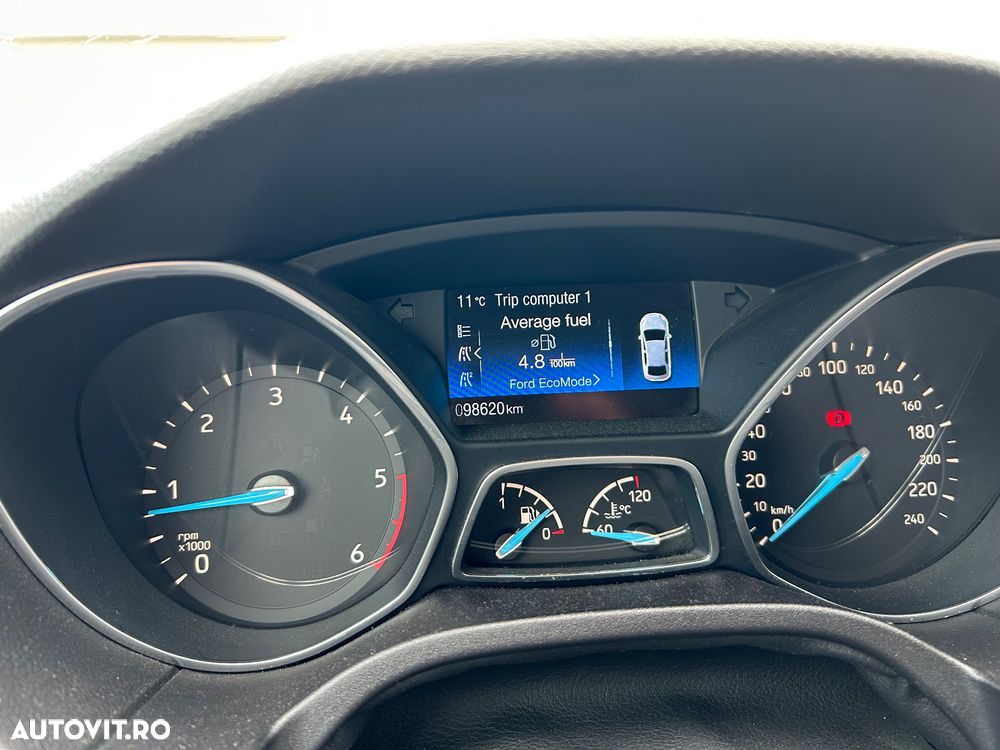 Ford Focus 1.6 TDCI DPF Trend - 12