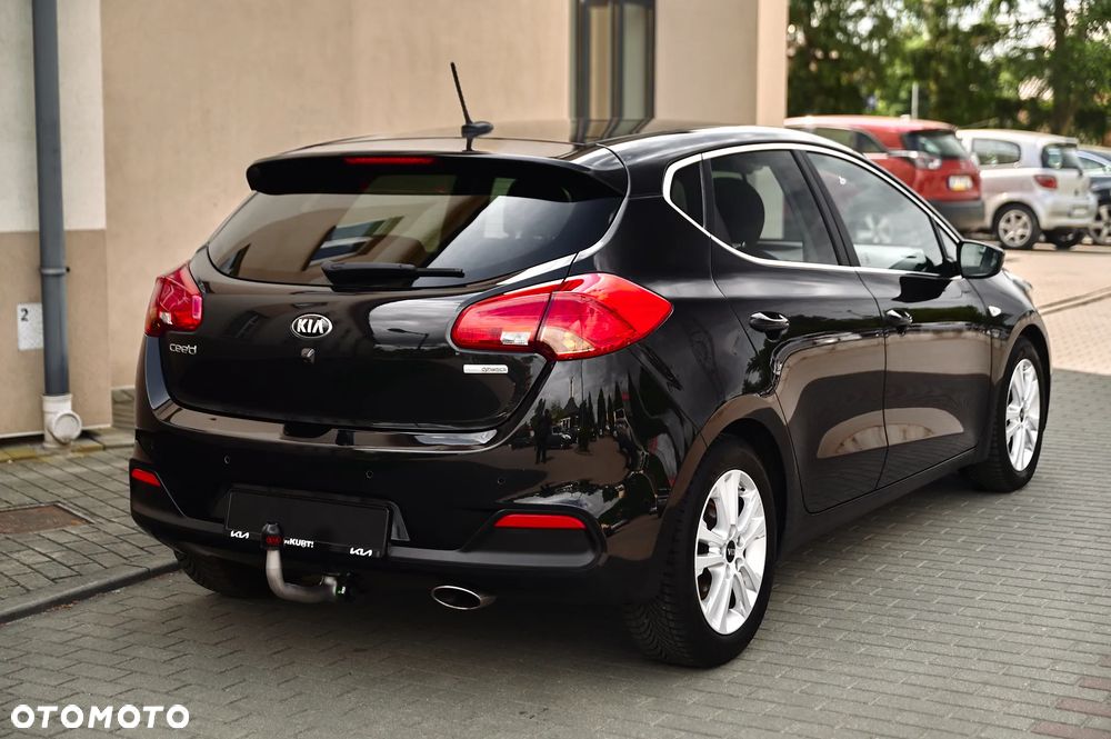 Kia Ceed 1.6 CRDi Business Line - 10