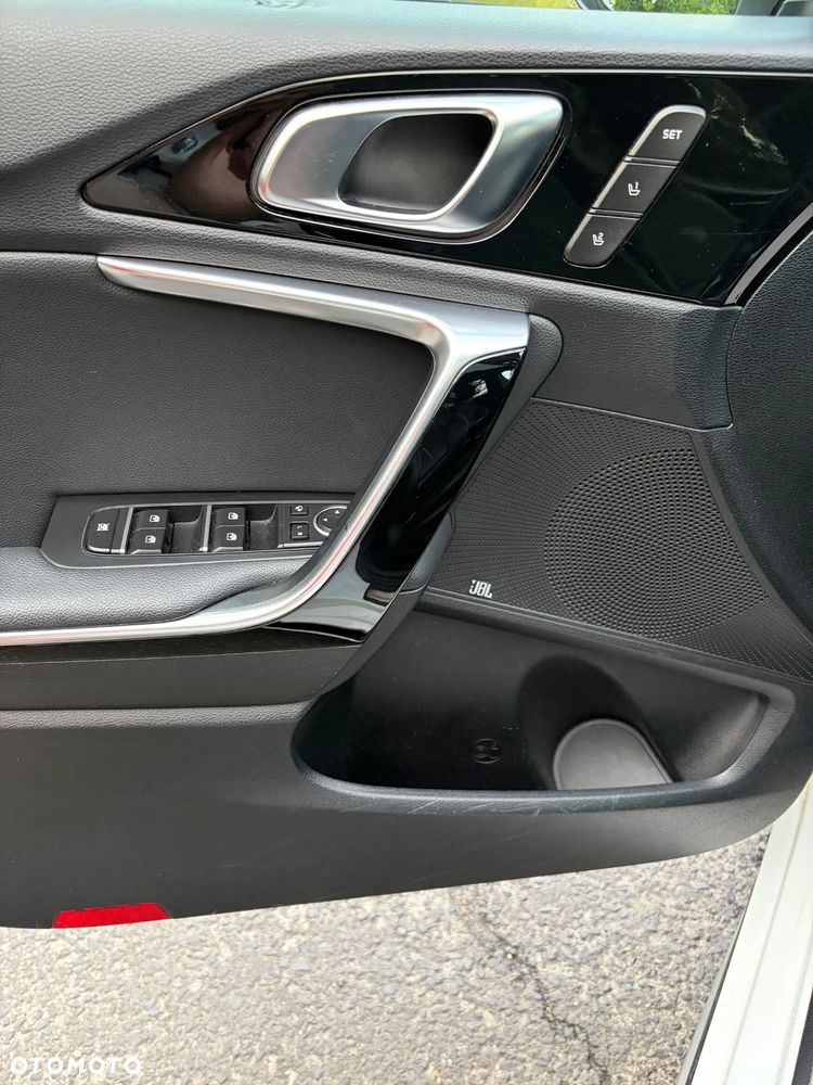 Kia ProCeed 1.4 T-GDI OPF GT LINE - 11