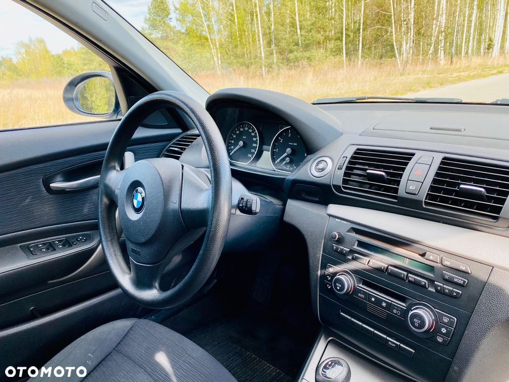 BMW Seria 1 - 36